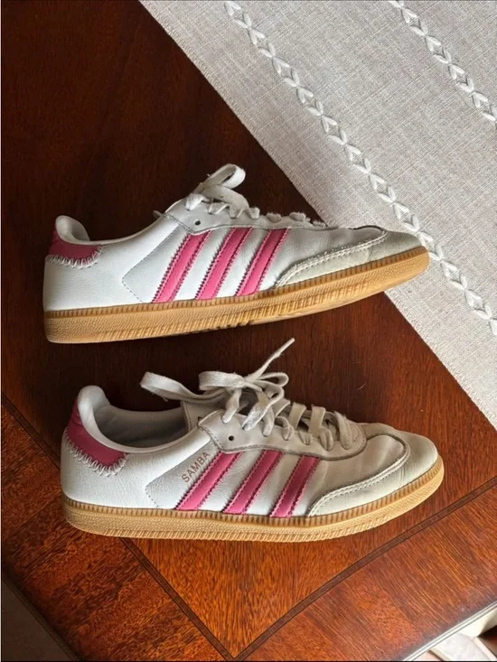 adidas Samba OG Rose Tone Women’s Sneakers - White & Pink - Picture 3 of 9